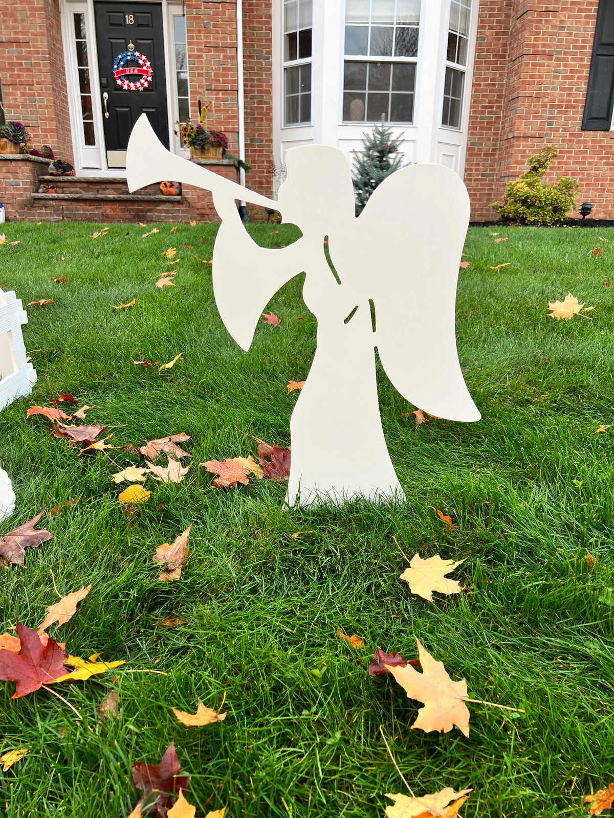 Outdoor Nativity Set in Durable PVC with 3D Stable and Easy Assembly